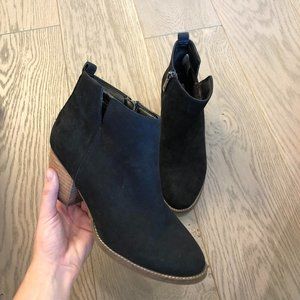 Waterproof Suede Black Booties Size 8.5